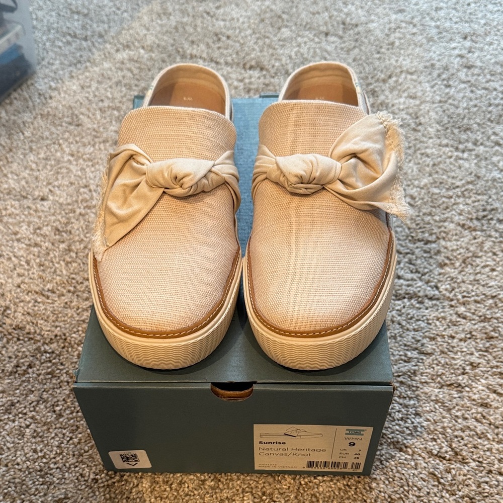 Toms Natural Slip-On Mules with Bow